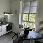 Charming Central Flat In Geneva Chene-Bourg