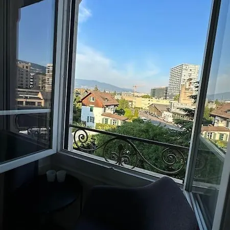 Appartement Charming Flat In Chene-bourg